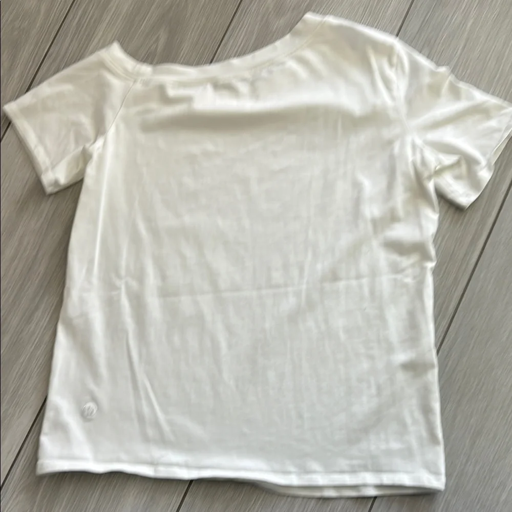 Lululemon Off-The-Shoulder Cotton T-shirt Women's Top Size Small - Picture 2 of 3